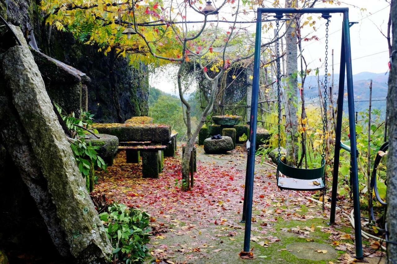 テーラス・デ・ボウロ Casa Do Penedo Geresヴィラ エクステリア 写真