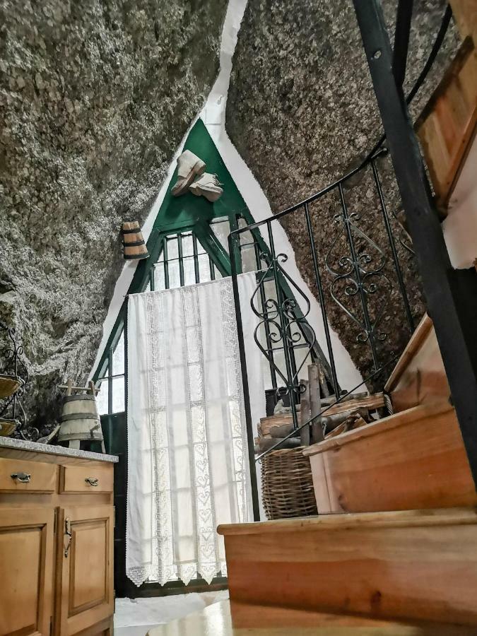 テーラス・デ・ボウロ Casa Do Penedo Geresヴィラ エクステリア 写真